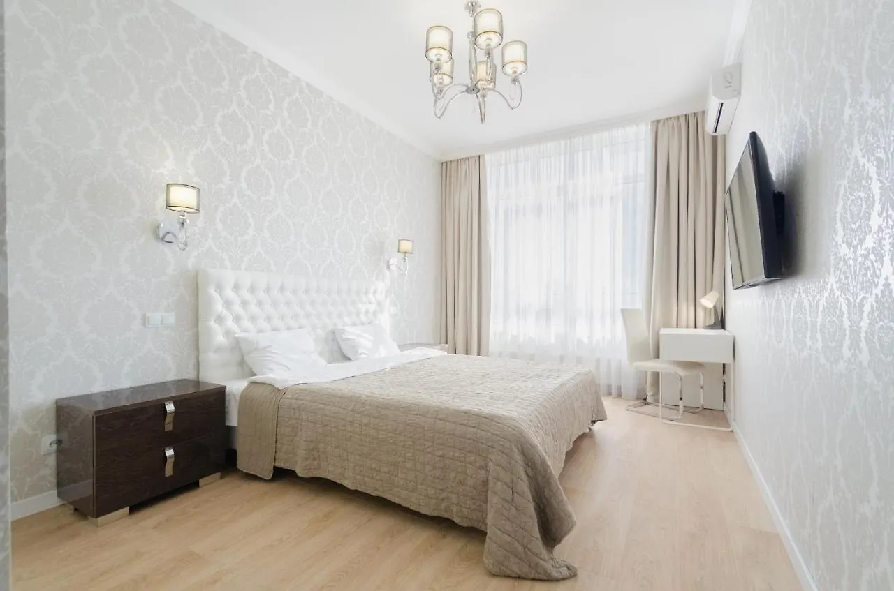 Petrovdom 197-214-182 In Cozy Apartment In Residence Complex Central Park Kiev