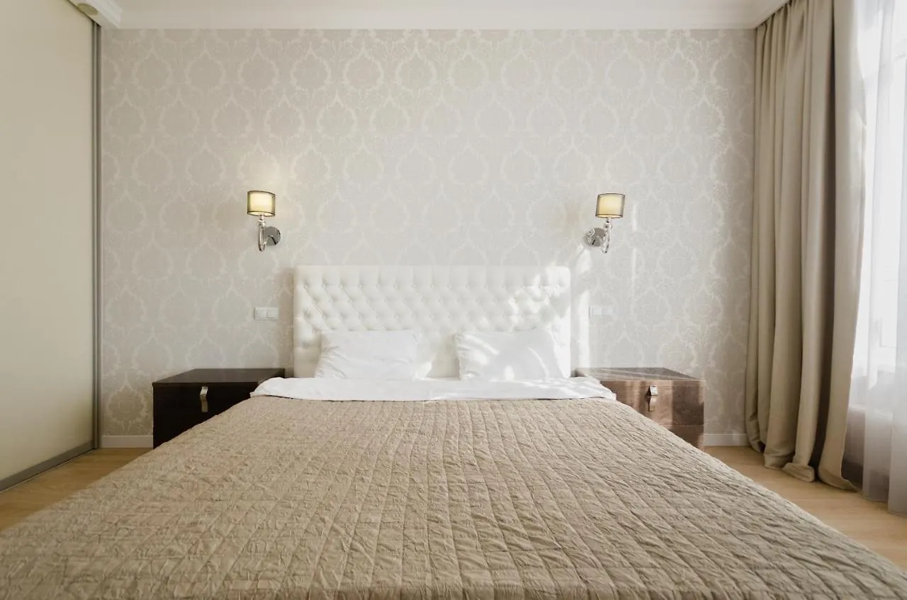 Petrovdom 197-214-182 In Cozy Apartment In Residence Complex Central Park Kiev