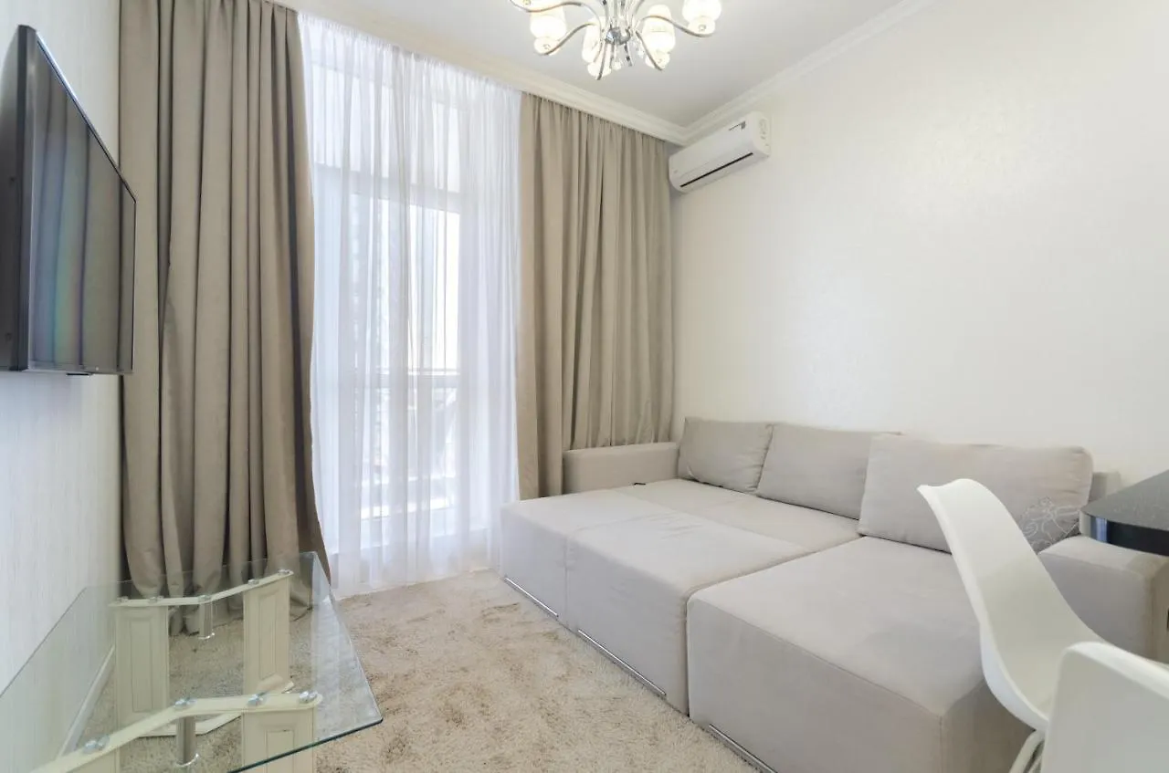 Petrovdom 197-214-182 In Cozy Apartment In Residence Complex Central Park Kiev