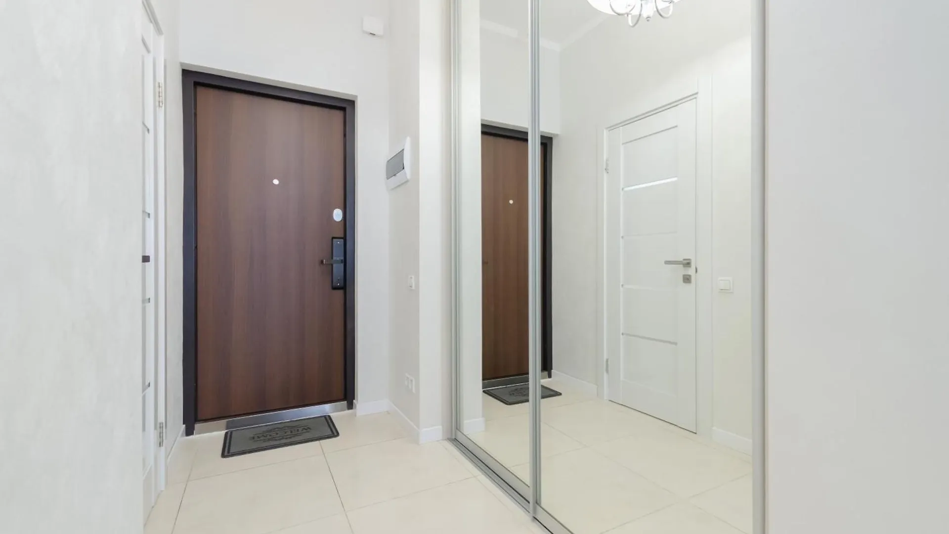 Petrovdom 197-214-182 In Cozy Apartment In Residence Complex Central Park Kiev
