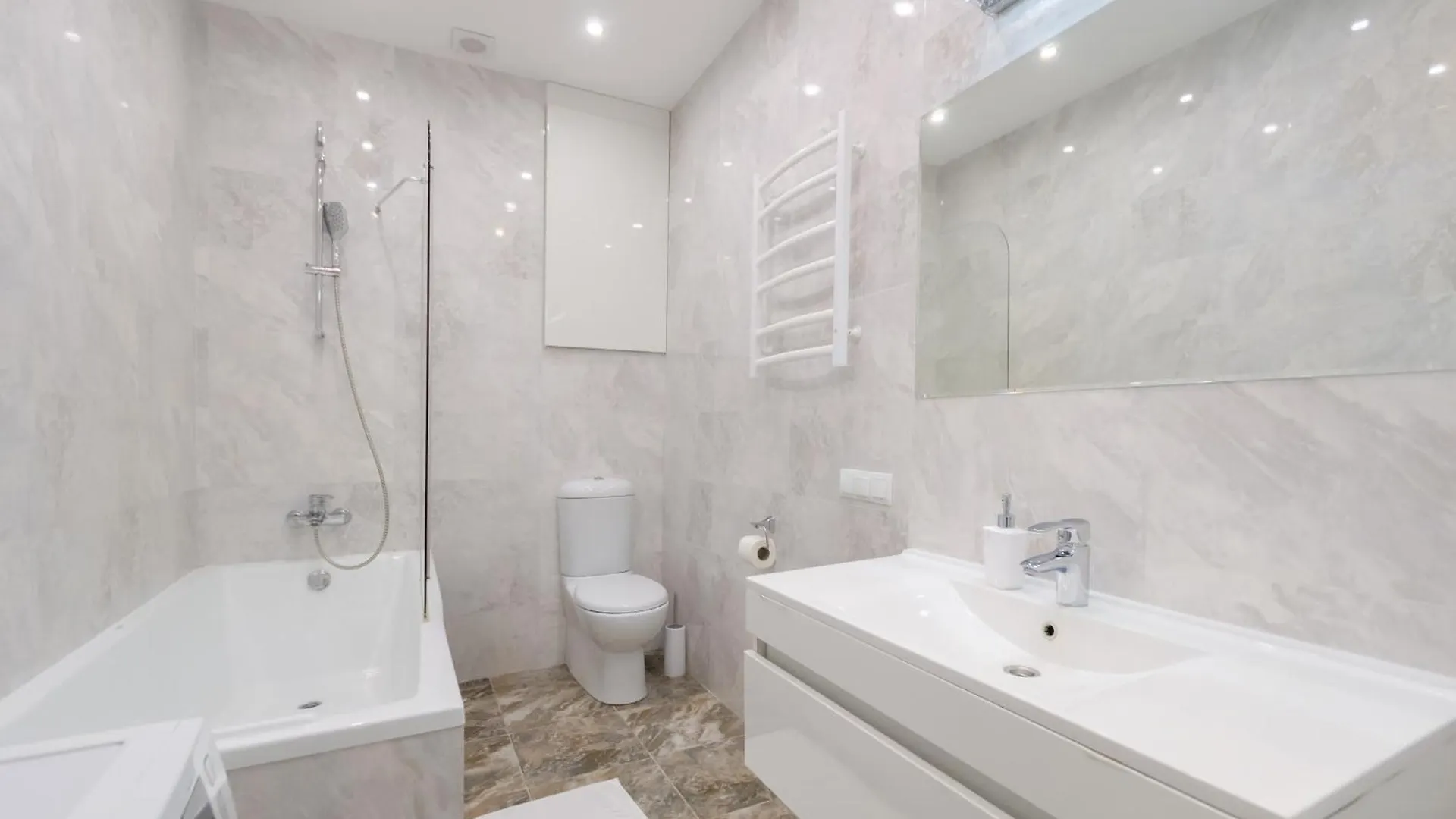 Petrovdom 197-214-182 In Cozy Apartment In Residence Complex Central Park Kiev 0*,