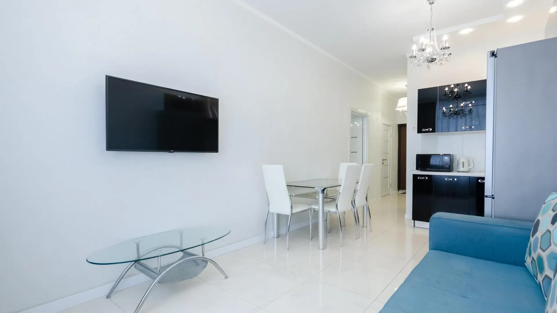 Petrovdom 197-214-182 In Cozy Apartment In Residence Complex Central Park Kiev Ukrayna